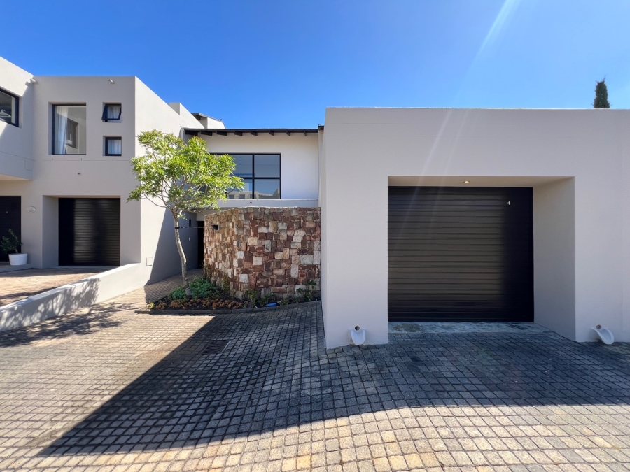 2 Bedroom Property for Sale in Oubaai Western Cape